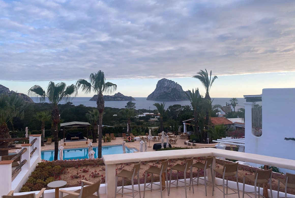 ibizagevoel-petunia--rooftop